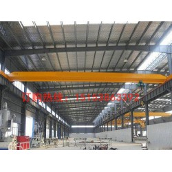 選購高質(zhì)量的電動單梁起重機就選岳峰重工：電動單梁起重機報價