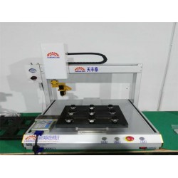 搶手的四軸平臺(tái)點(diǎn)膠機(jī)，搶手的R軸360°旋轉(zhuǎn)點(diǎn)膠價(jià)格怎么樣