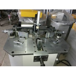 新型升降式氣動組角機(jī)|質(zhì)量認(rèn)證，放心購買