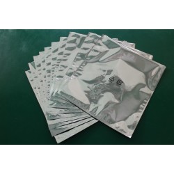 防靜電鍍鋁袋，專(zhuān)業(yè)生產(chǎn)防靜電阻隔包裝，電子產(chǎn)品包裝