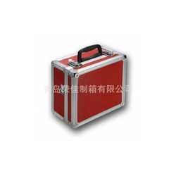 專業(yè)生產(chǎn)各種航空鋁箱，工具鋁箱，醫(yī)療鋁箱