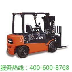 華晟叉車(chē)直供韓國(guó)克拉克3T內(nèi)燃柴油機(jī)叉車(chē)銷售新柴發(fā)動(dòng)機(jī)