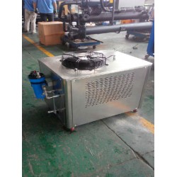 上海箱式冷水機，嘉定冷水機組，大型螺桿式冷水機組