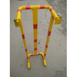 供應(yīng)山東消防管道防撞護(hù)欄廠家直銷，燃?xì)夤艿雷o(hù)欄定做